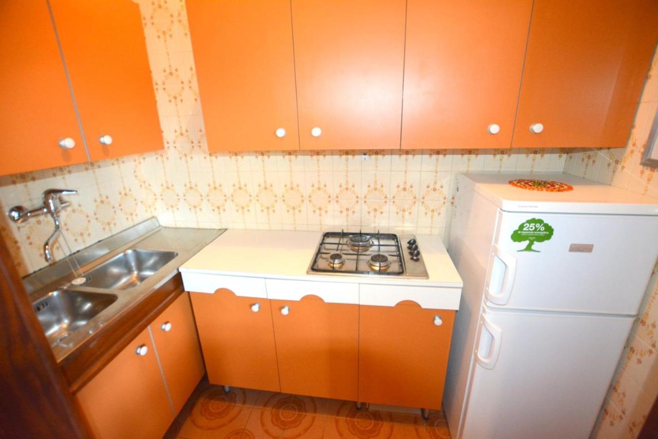 Lignano Nette Wohnung Naehe Am Meer Lignano Sabbiadoro Luaran gambar